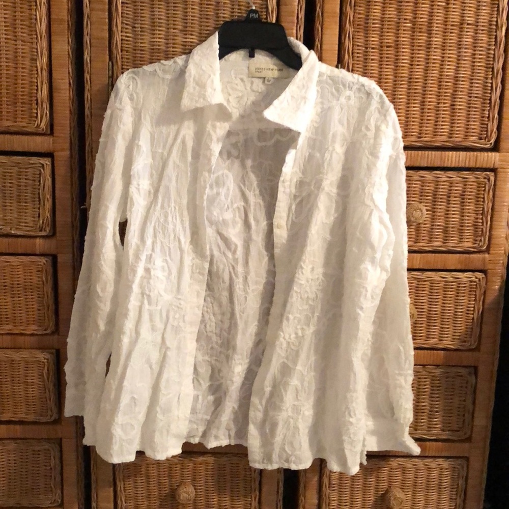 Tops long sleeve with flowers embroidery